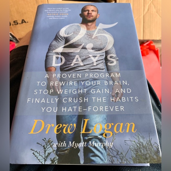 25 DAYS by Drew Logan with Myatt Murphy Hardcover Book - Picture 2 of 8